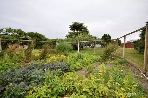 Exterior - 330 E Anderson Rd, Sequim, WA 98382 photo 7 of 9