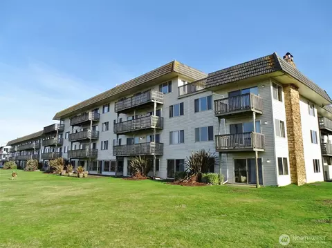 615 Ocean Shores Blvd NW #210, Ocean Shores, WA 98569