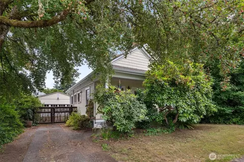 117 21st Ave SE, Olympia, WA 98501