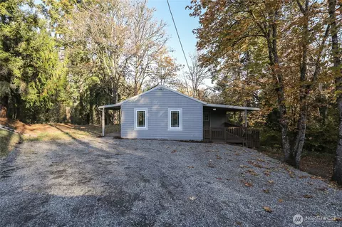 1514 Mt Brynion Rd, Kelso, WA 98626