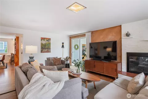 1129 18th, Longview, WA 98632 photo 5