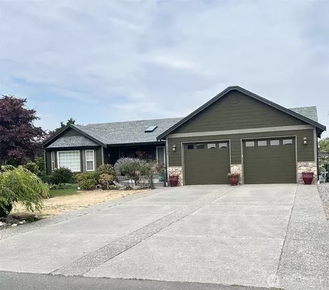 5350 Nootka Loop, Blaine, WA 98230