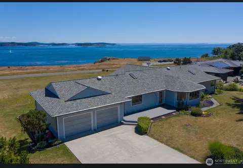125 Lighthouse Ln, Friday Harbor, WA 98250