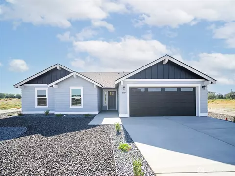 4349 W Cove West Dr, Moses Lake, WA 98837