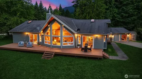 43410 SE 152nd Pl, North Bend, WA 98045