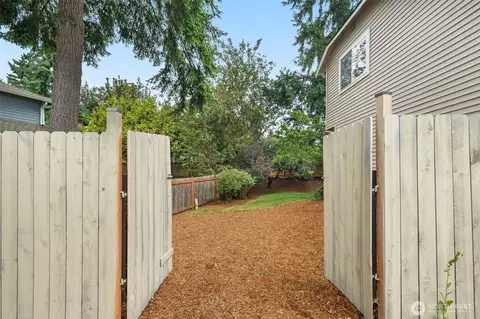 301 236th Pl SW, Bothell, WA 98021 photo 28
