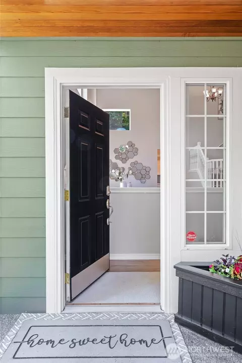 Entry Way - 13524 43rd Ave SE, Mill Creek, WA 98012 photo 1 of 2