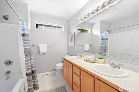 Bath - 13524 43rd Ave SE, Mill Creek, WA 98012 photo 4 of 4