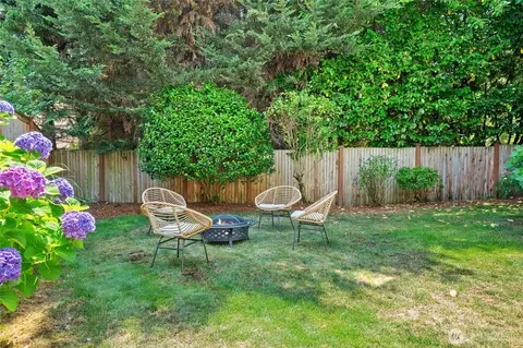 Exterior - 13524 43rd Ave SE, Mill Creek, WA 98012 photo 4 of 5