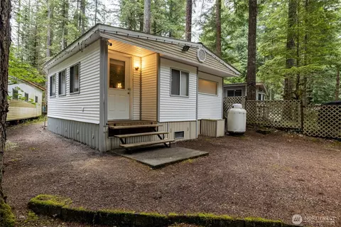 132 3 Schinn Canyon Cir, Deming, WA 98244