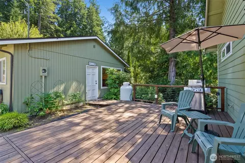 Exterior - 1321 E Mason Lake Dr E, Grapeview, WA 98546 photo 5 of 11