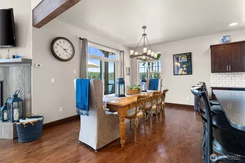 Dining - 1321 E Mason Lake Dr E, Grapeview, WA 98546 photo 1 of 1