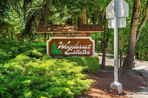 17033 Woodcrest Dr NE, Bothell, WA 98011 photo 37