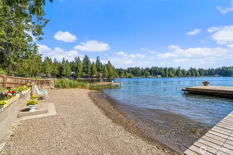 21 E Shore Ct, Grapeview, WA 98546 photo 8