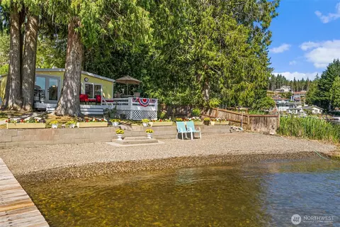 21 E Shore Ct, Grapeview, WA 98546 photo 12
