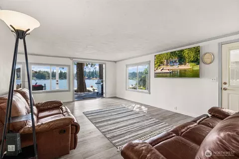 21 E Shore Ct, Grapeview, WA 98546 photo 17