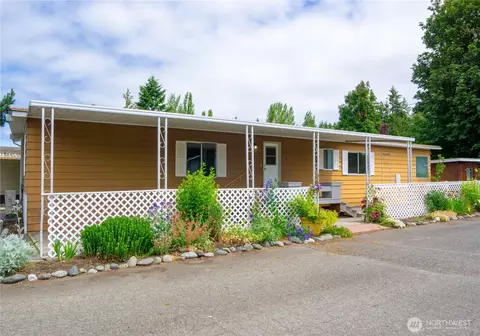 400 Gupster Rd #15, Sequim, WA 98382