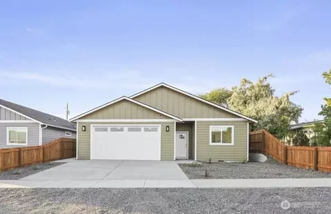 524 2nd Ave SE, Soap Lake, WA 98851