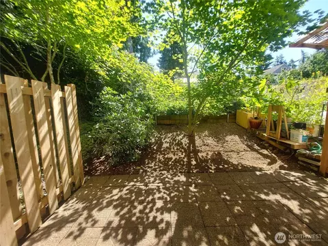 Exterior - 6907 Rainier Dr E #1B, Everett, WA 98203 photo 7 of 9