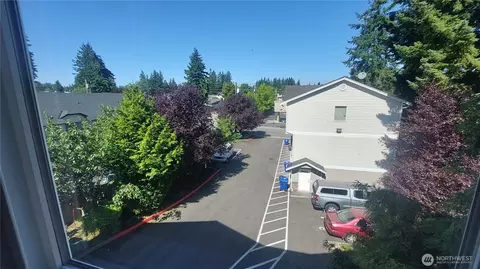 Exterior - 6907 Rainier Dr E #1B, Everett, WA 98203 photo 9 of 9