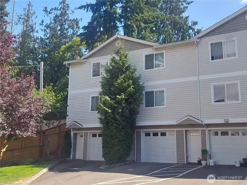 6907 Rainier Dr E #1B, Everett, WA 98203