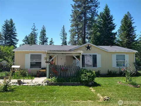 103 Larsen Blvd, Metaline Falls, WA 99153