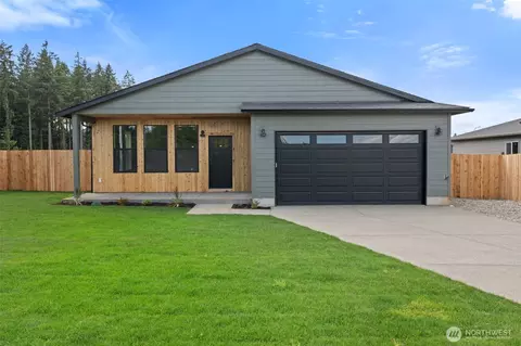 251 Kakela Rd, Winlock, WA 98596