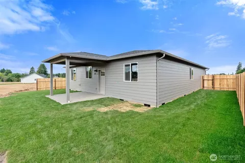 Exterior - 253 Kakela Rd, Winlock, WA 98596 photo 4 of 6