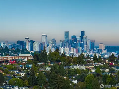 3727 W Barrett St, Seattle, WA 98199
