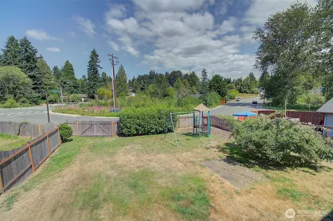 Exterior - 2019 181st St SE, Bothell, WA 98012 photo 4 of 6