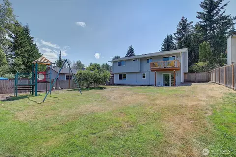 Exterior - 2019 181st St SE, Bothell, WA 98012 photo 5 of 6