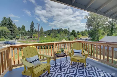 Exterior - 2019 181st St SE, Bothell, WA 98012 photo 3 of 6