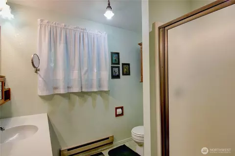 Bath - 46699 Baker Loop Rd, Concrete, WA 98237 photo 1 of 2