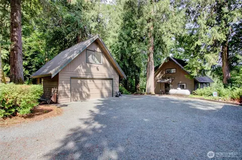 Exterior - 46699 Baker Loop Rd, Concrete, WA 98237 photo 4 of 8