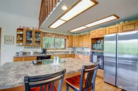 Kitchen - 46699 Baker Loop Rd, Concrete, WA 98237 photo 2 of 3