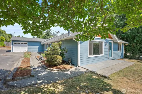 2312 NE Wyoming St, Bremerton, WA 98310