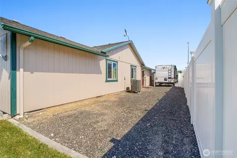 1270 E Birch St, Othello, WA 99344 photo 34