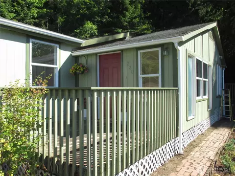 330 E Timbertides Rd, Union, WA 98592 photo 3
