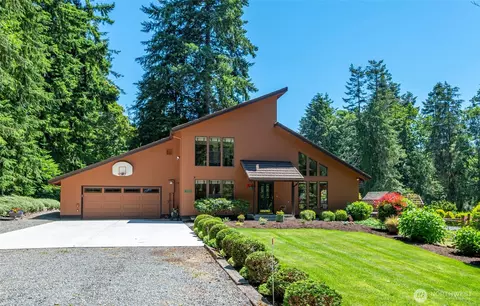 2970 Taylor Rd, Oak Harbor, WA 98277