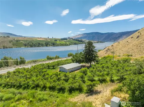 19694 Us Hwy 97a, Chelan, WA 98816