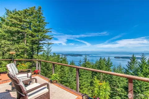 1669 Day Lake Rd, Eastsound, WA 98245