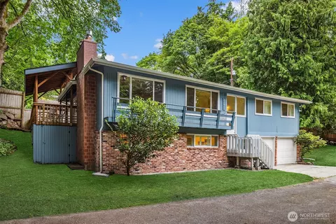17611 6th Ave NW, Shoreline, WA 98177