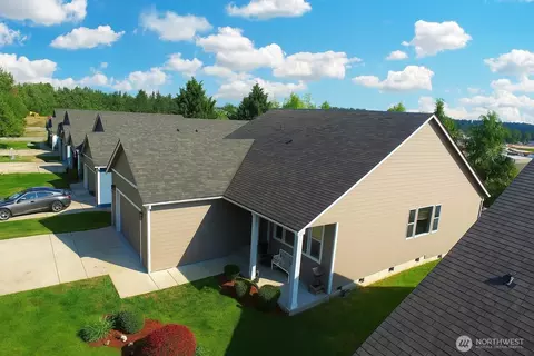 262 Wind River Dr, Chehalis, WA 98532