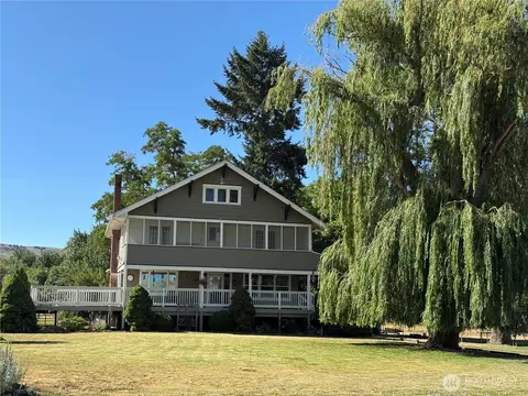 242 S Touchet, Dayton, WA 99328