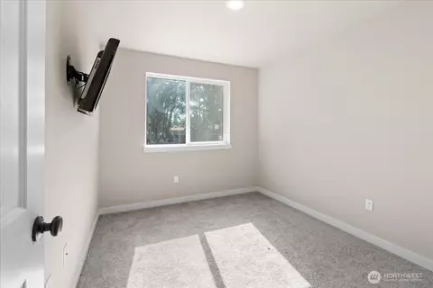 Bedroom - 25506 32nd Ave E, Spanaway, WA 98387 photo 1 of 6