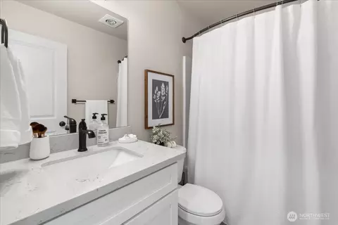 Bath - 25506 32nd Ave E, Spanaway, WA 98387 photo 2 of 3