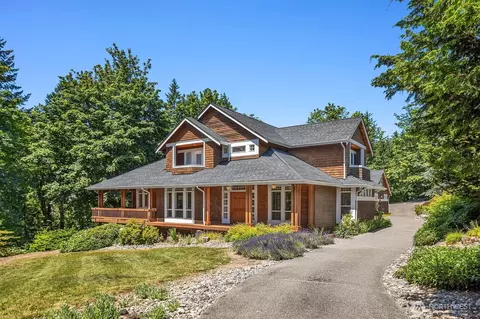 17811 244th Ave SE, Maple Valley, WA 98038