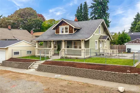 515 S 46th St, Tacoma, WA 98418
