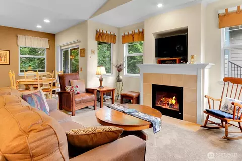 1500 S 18th St #F202, Renton, WA 98055