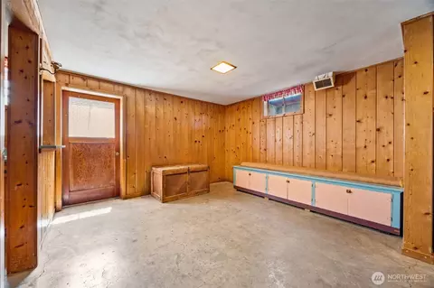 1058 Florence St, Enumclaw, WA 98022 photo 14